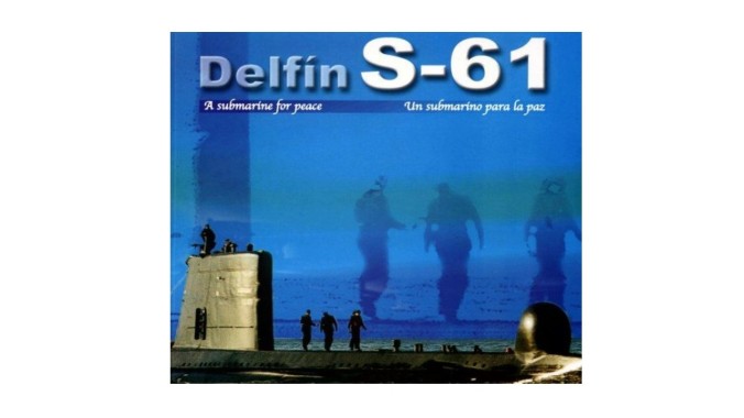 Libro el Delfín S-61, un submarino para la paz